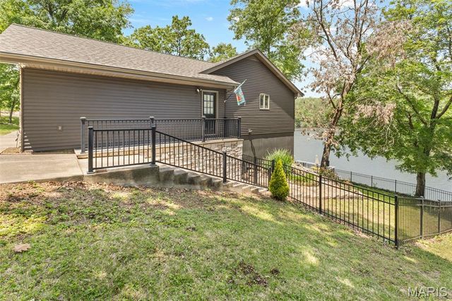1226 S Deer Trail, Fredericktown, MO 63645