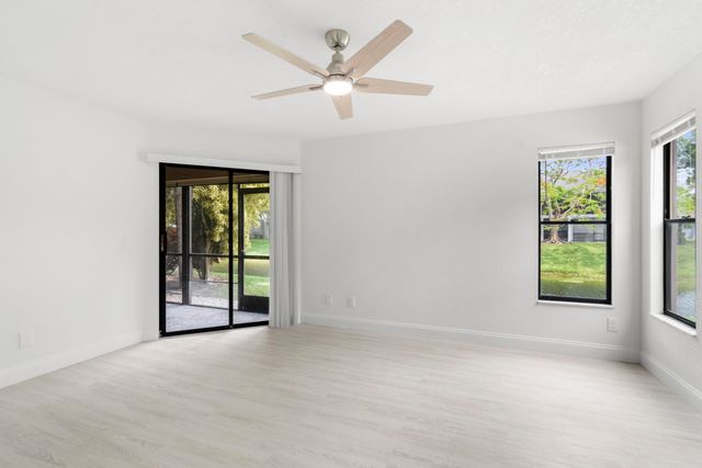 500 Crosswinds Drive, Greenacres, FL 33413