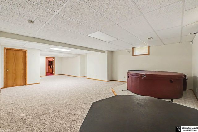 7136 Ivy Lane, La Vista, NE 68128