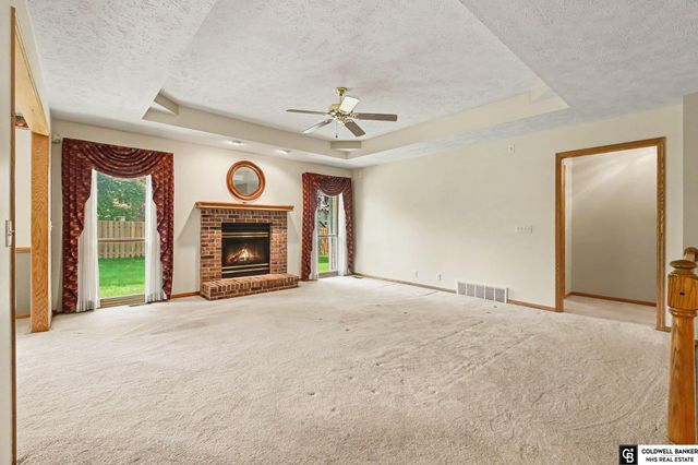 7136 Ivy Lane, La Vista, NE 68128