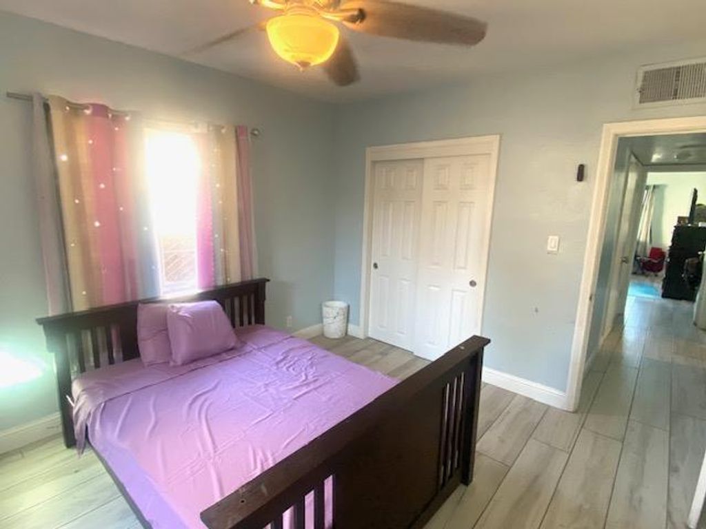 Image 19 of property listing at 4574 E Illinois Avenue, Fresno, CA 93702