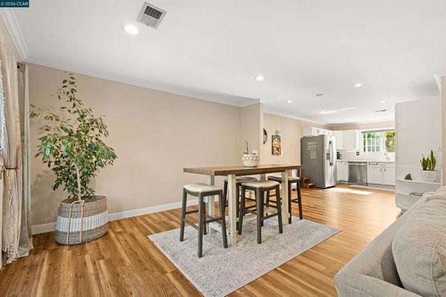 1694 Tammy Ln, Concord, CA 94519