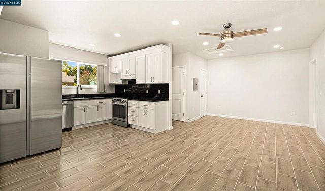1694 Tammy Ln, Concord, CA 94519
