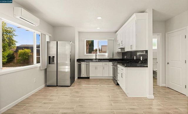 1694 Tammy Ln, Concord, CA 94519