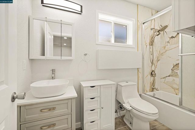 1694 Tammy Ln, Concord, CA 94519