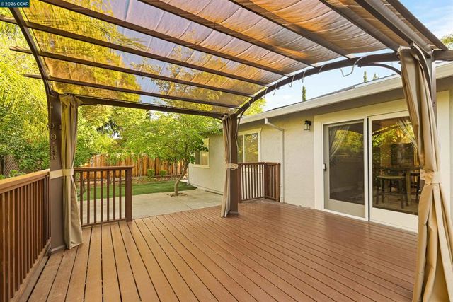 1694 Tammy Ln, Concord, CA 94519