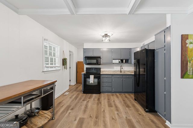2530 Rolling View Drive SE, Smyrna, GA 30080
