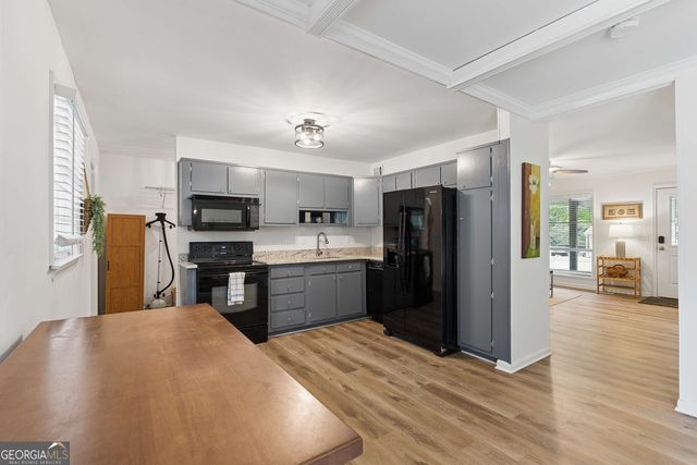 2530 Rolling View Drive SE, Smyrna, GA 30080