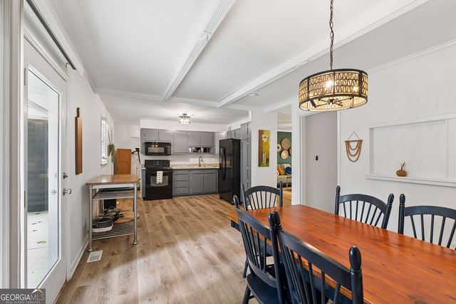 2530 Rolling View Drive SE, Smyrna, GA 30080