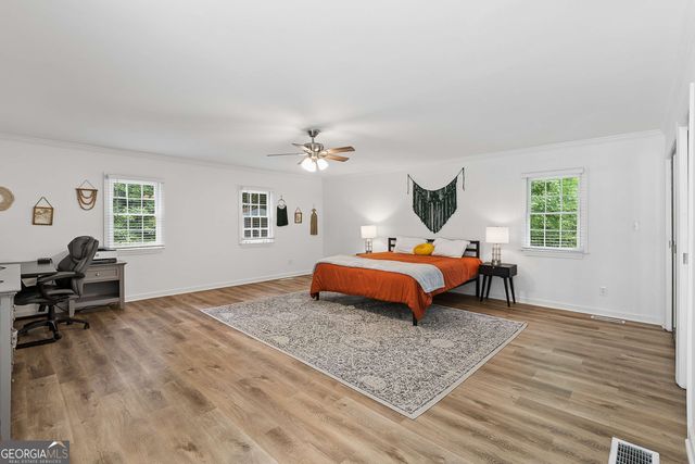 2530 Rolling View Drive SE, Smyrna, GA 30080