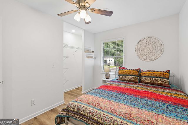 2530 Rolling View Drive SE, Smyrna, GA 30080