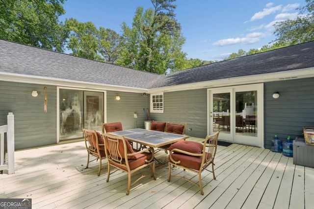 2530 Rolling View Drive SE, Smyrna, GA 30080