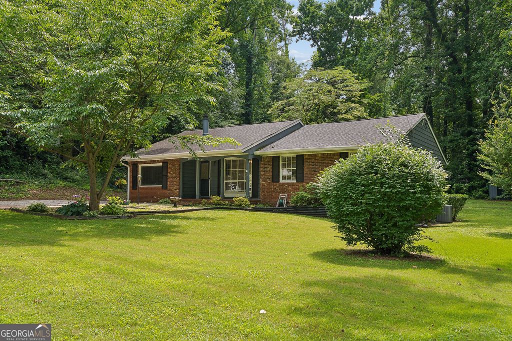 2530 Rolling View Drive SE, Smyrna, GA 30080