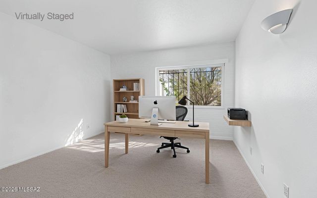 18 W Valle Place, Tucson, AZ 85737