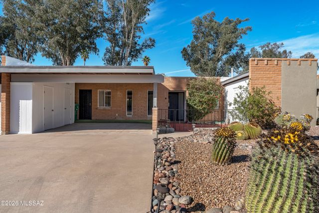 18 W Valle Place, Tucson, AZ 85737