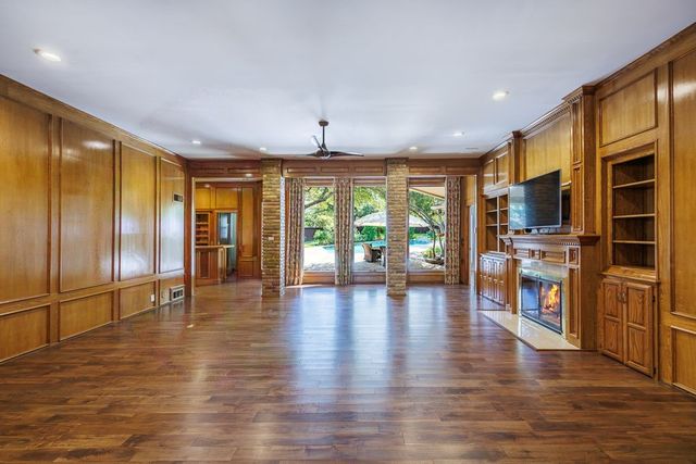 10126 Bridgegate Court, Dallas, TX 75243