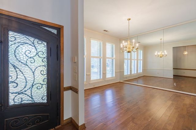 10126 Bridgegate Court, Dallas, TX 75243