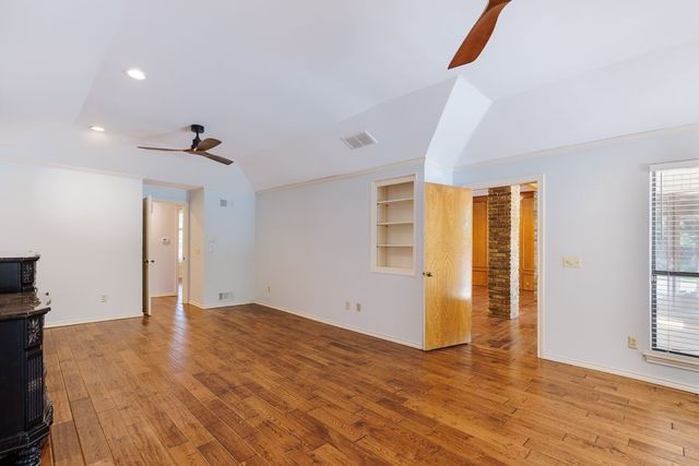 10126 Bridgegate Court, Dallas, TX 75243