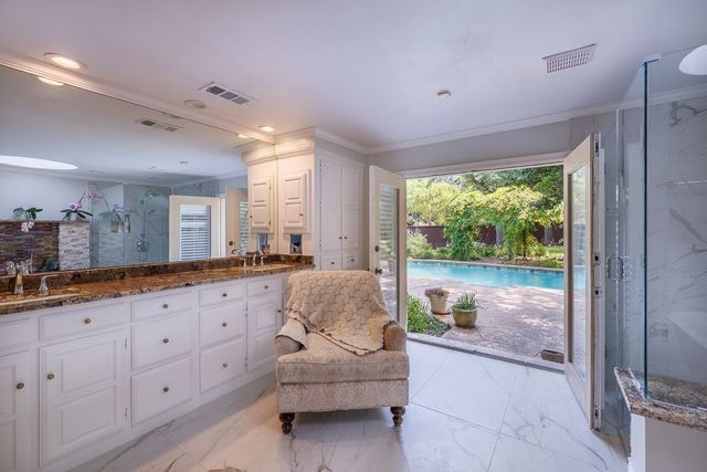 10126 Bridgegate Court, Dallas, TX 75243