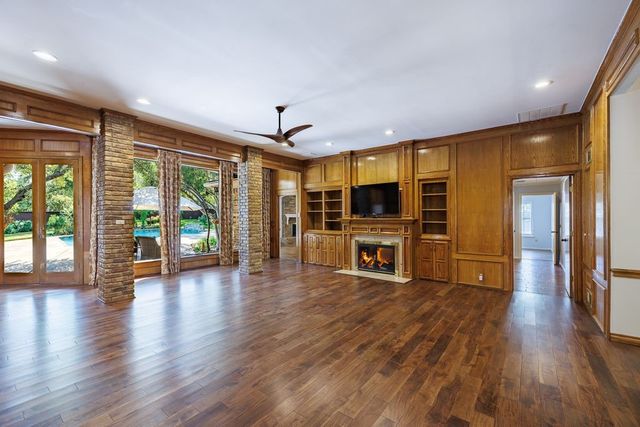 10126 Bridgegate Court, Dallas, TX 75243