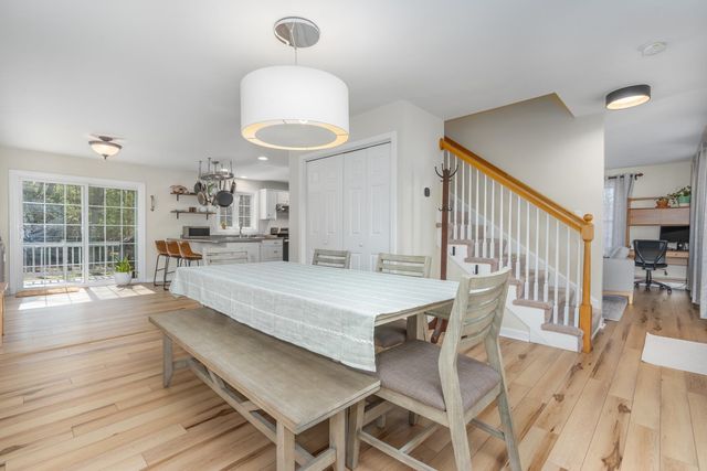 19 Squire Drive, Somersworth, NH 03878