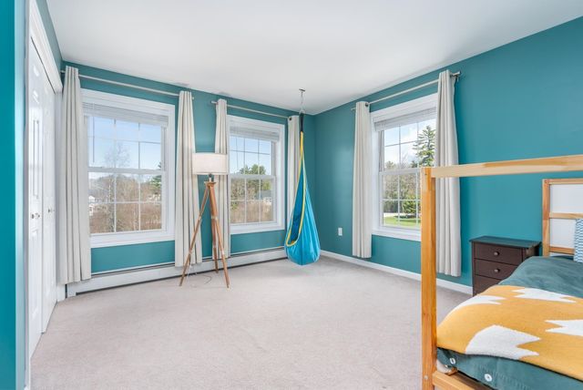 19 Squire Drive, Somersworth, NH 03878