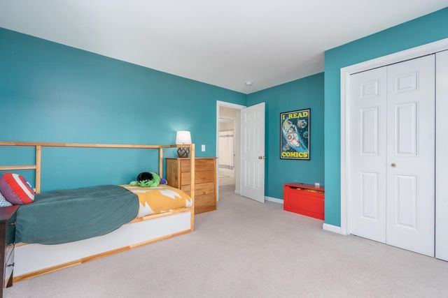 19 Squire Drive, Somersworth, NH 03878
