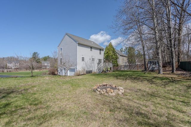 19 Squire Drive, Somersworth, NH 03878