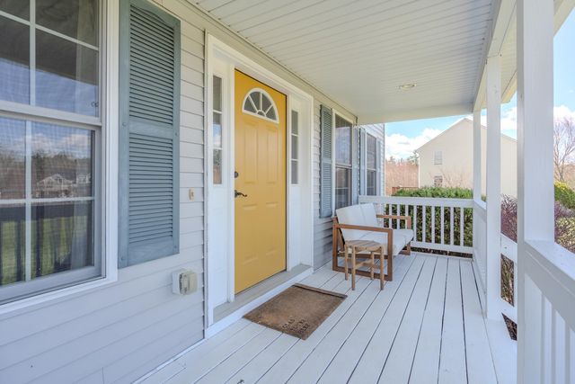19 Squire Drive, Somersworth, NH 03878