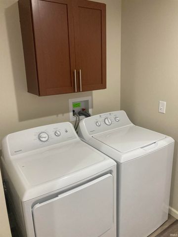 922 N 11TH Street, Decatur, IN 46733