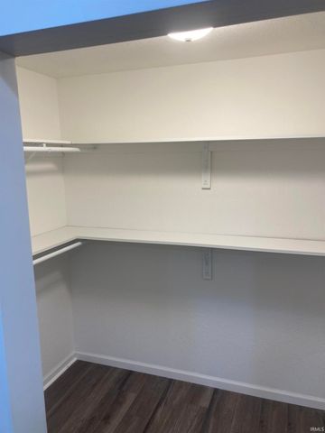 922 N 11TH Street, Decatur, IN 46733