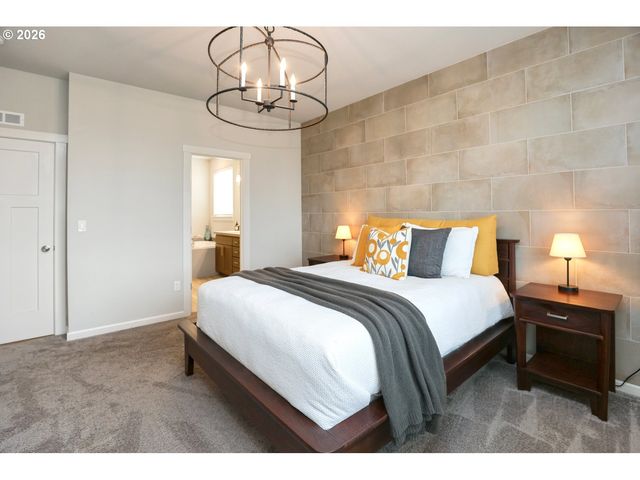 2432 W 15TH Ave, Junction City, OR 97448