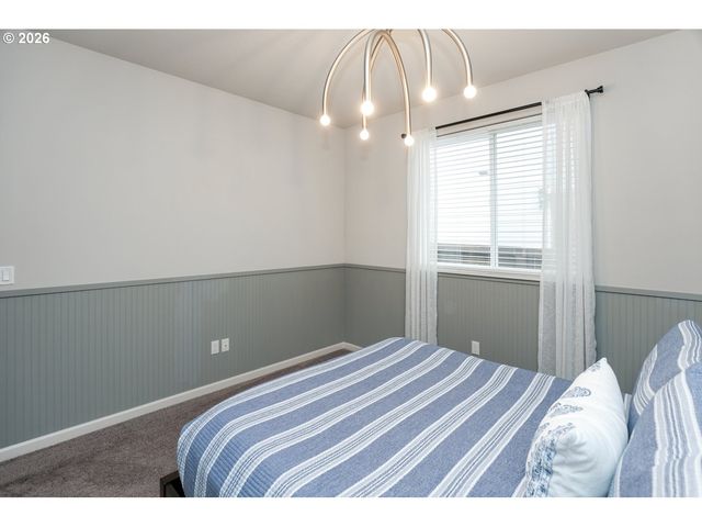 2432 W 15TH Ave, Junction City, OR 97448