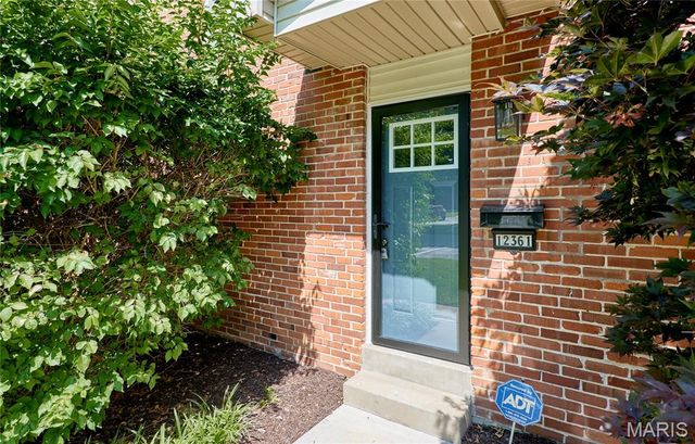12361 Rossridge Court, St Louis, MO 63146
