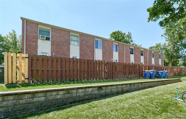 12361 Rossridge Court, St Louis, MO 63146