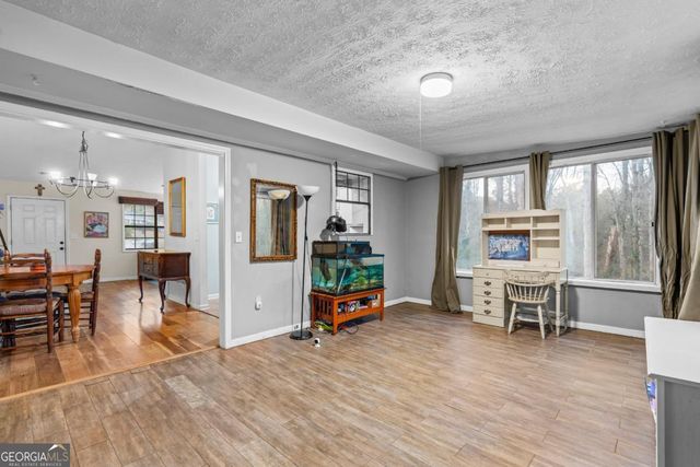 2220 Davis Oaks Court, Stone Mountain, GA 30087