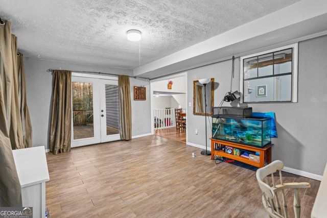 2220 Davis Oaks Court, Stone Mountain, GA 30087