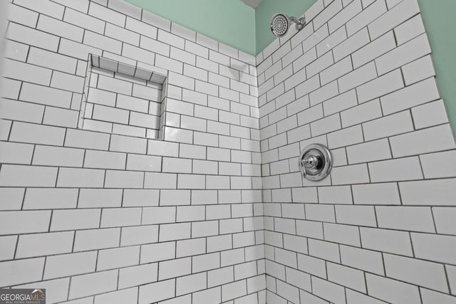 2220 Davis Oaks Court, Stone Mountain, GA 30087