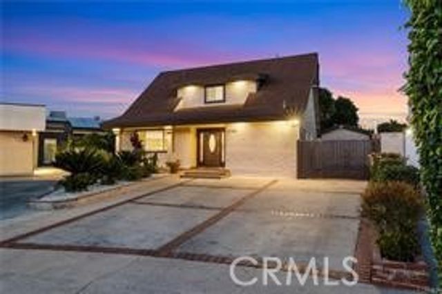 12759 Elkwood Street, North Hollywood, CA 91605