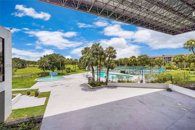 7051 Environ Blvd 432, Lauderhill, FL 33319