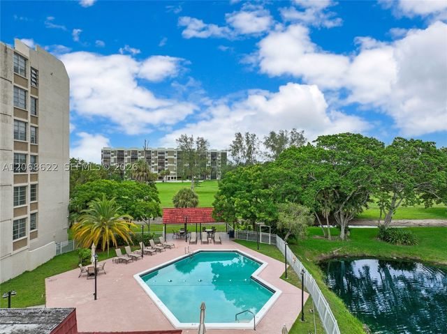 7051 Environ Blvd 432, Lauderhill, FL 33319