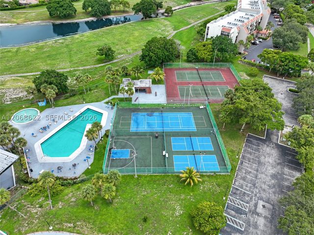7051 Environ Blvd 432, Lauderhill, FL 33319