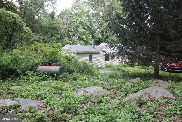 1926 BETHLEHEM PIKE, Sellersville, PA 18960