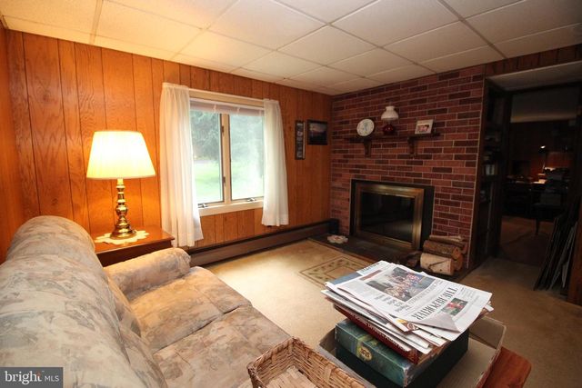 1926 BETHLEHEM PIKE, Sellersville, PA 18960