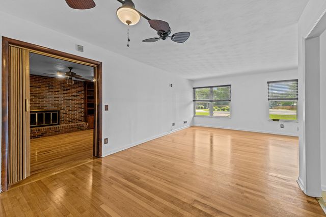1106 Richardson Road, Tallahassee, FL 32301