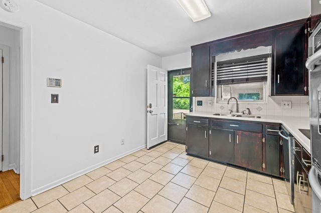 1106 Richardson Road, Tallahassee, FL 32301