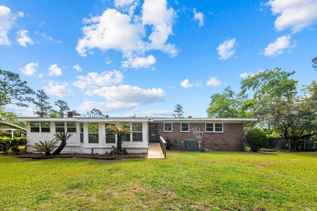 1106 Richardson Road, Tallahassee, FL 32301