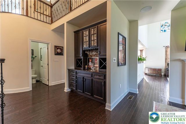 62 Surrey Drive, Palmer Twp, PA 18045