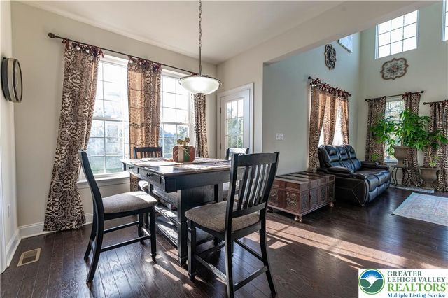 62 Surrey Drive, Palmer Twp, PA 18045