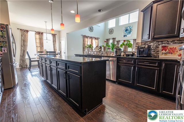 62 Surrey Drive, Palmer Twp, PA 18045